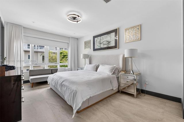 10363 NW 63rd Ter, Doral, FL 33178