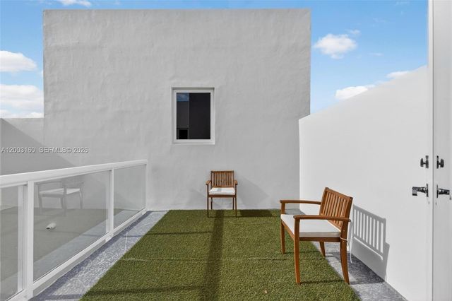 10363 NW 63rd Ter, Doral, FL 33178