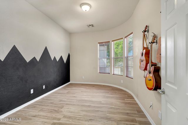 40949 N MAIDSTONE Way, Anthem, AZ 85086