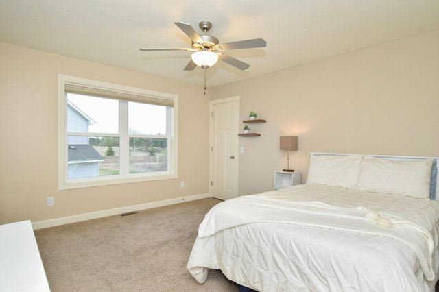 359 Riverside Circle, Anoka, MN 55303