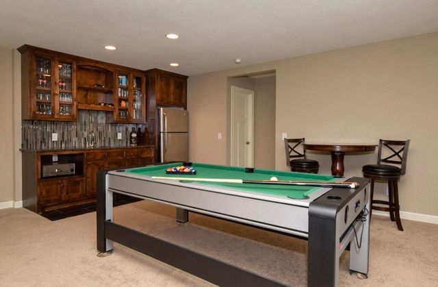 359 Riverside Circle, Anoka, MN 55303