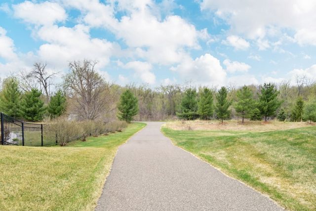 359 Riverside Circle, Anoka, MN 55303