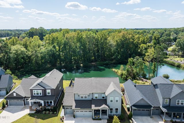 102 Serendipity Drive, Fuquay Varina, NC 27526