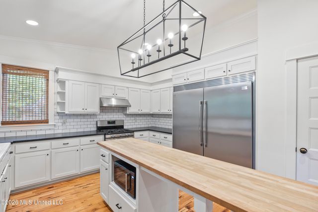 707 Bending Oak Cove, Hernando, MS 38632