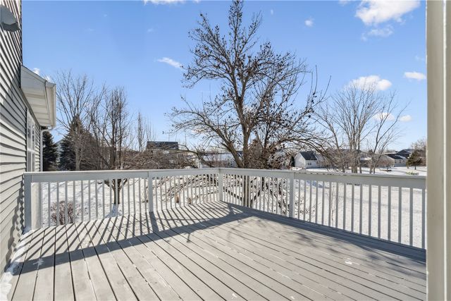 1319 Ashford Court NE, Cedar Rapids, IA 52402