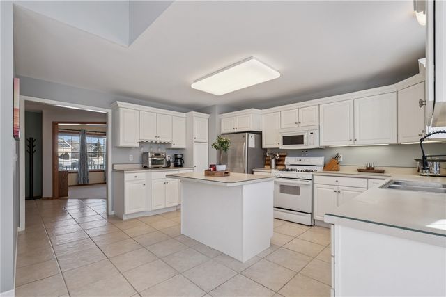 1319 Ashford Court NE, Cedar Rapids, IA 52402