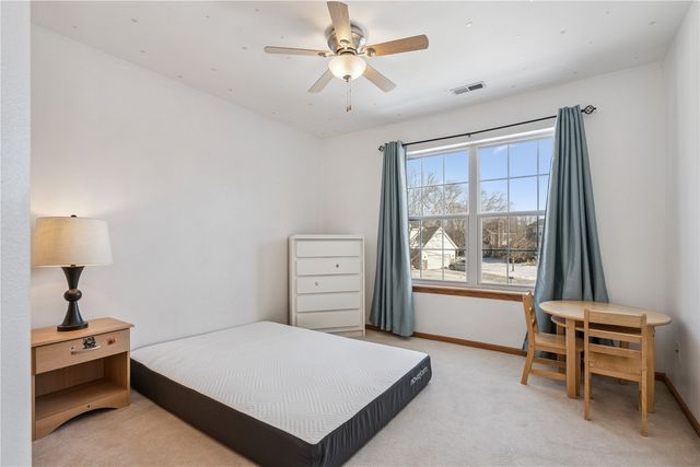 1319 Ashford Court NE, Cedar Rapids, IA 52402