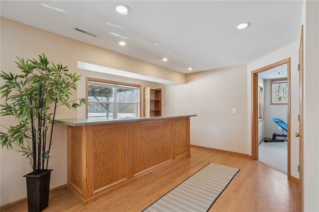 1319 Ashford Court NE, Cedar Rapids, IA 52402