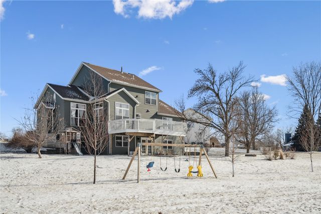 1319 Ashford Court NE, Cedar Rapids, IA 52402