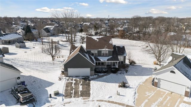 1319 Ashford Court NE, Cedar Rapids, IA 52402