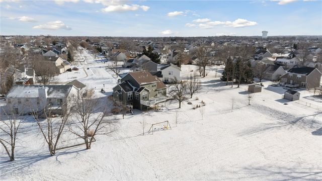 1319 Ashford Court NE, Cedar Rapids, IA 52402