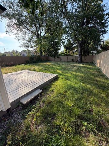227 N Railroad Avenue, Babylon, NY 11702