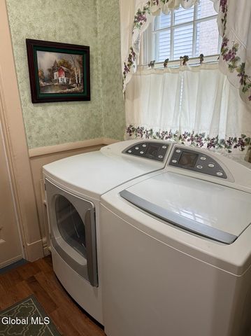 202 Market Street, Amsterdam, NY 12010