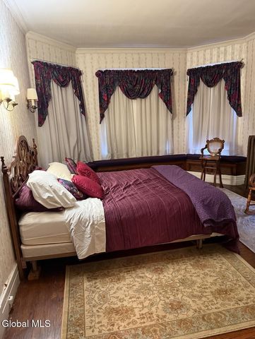 202 Market Street, Amsterdam, NY 12010