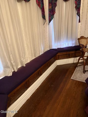 202 Market Street, Amsterdam, NY 12010