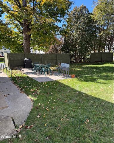 202 Market Street, Amsterdam, NY 12010