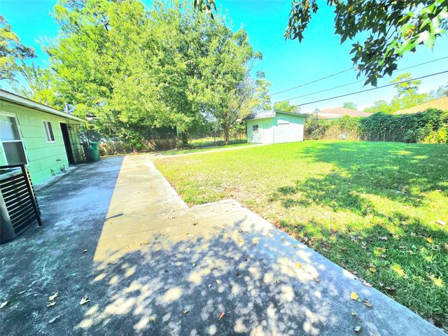 7721 Bigwood Street, Houston, TX 77016