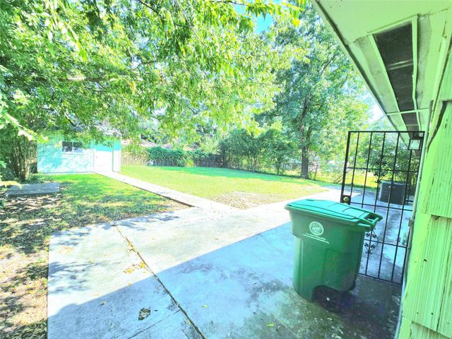 7721 Bigwood Street, Houston, TX 77016