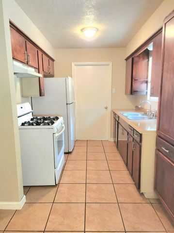 7721 Bigwood Street, Houston, TX 77016