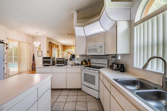 13566 RUDI LOOP, Spring Hill, FL 34609