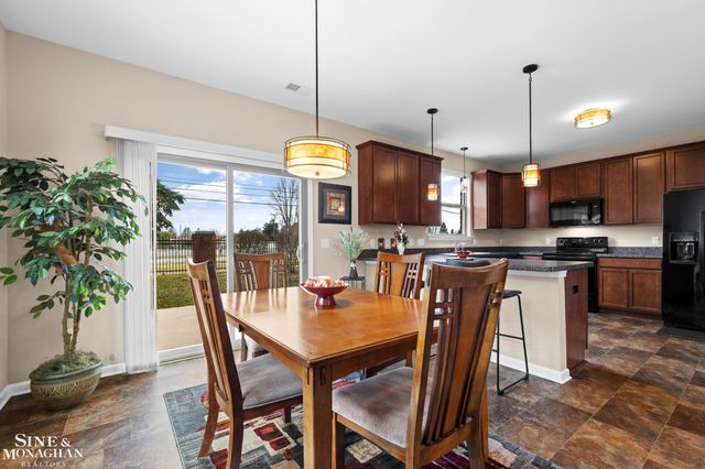 49111 Charnwood Drive, Macomb, MI 48042