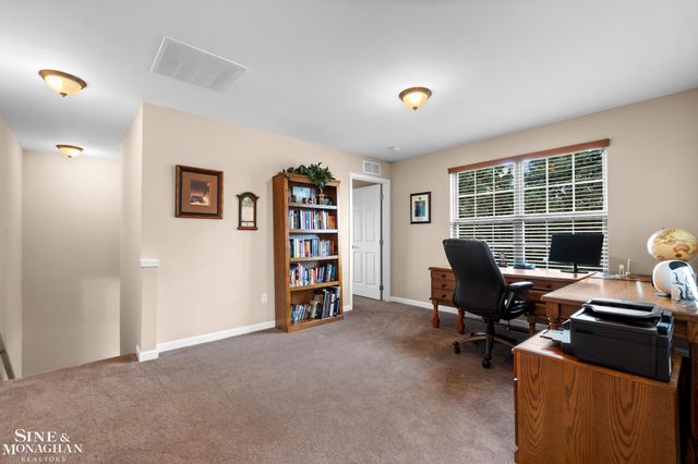 49111 Charnwood Drive, Macomb, MI 48042