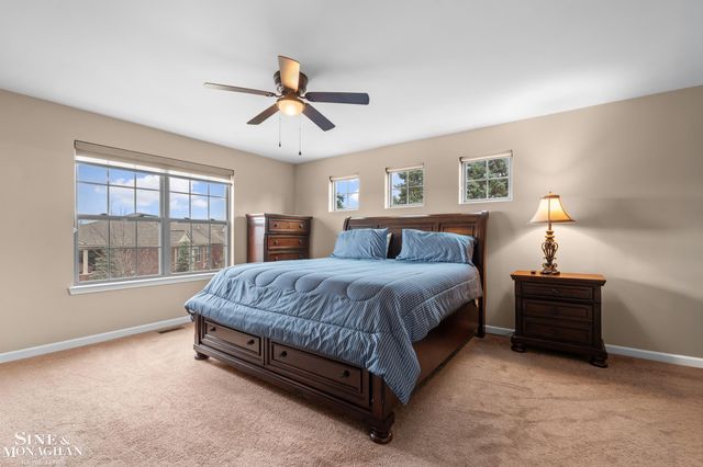 49111 Charnwood Drive, Macomb, MI 48042