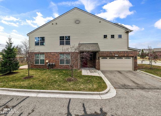 49111 Charnwood Drive, Macomb, MI 48042