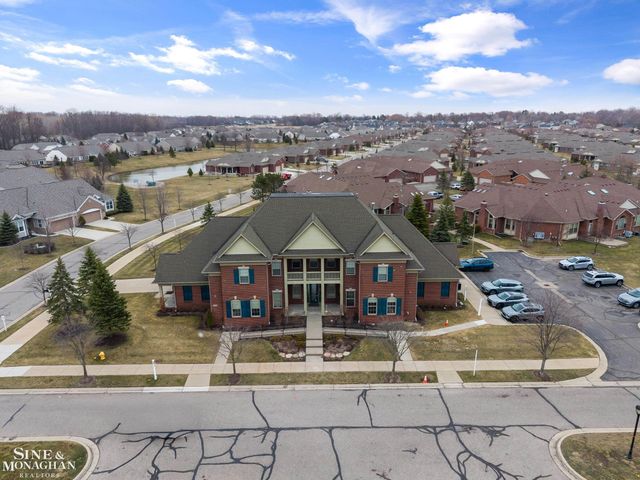 49111 Charnwood Drive, Macomb, MI 48042