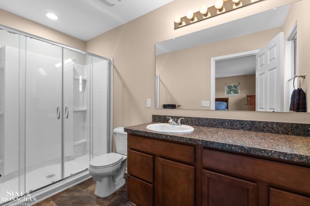 49111 Charnwood Drive, Macomb, MI 48042