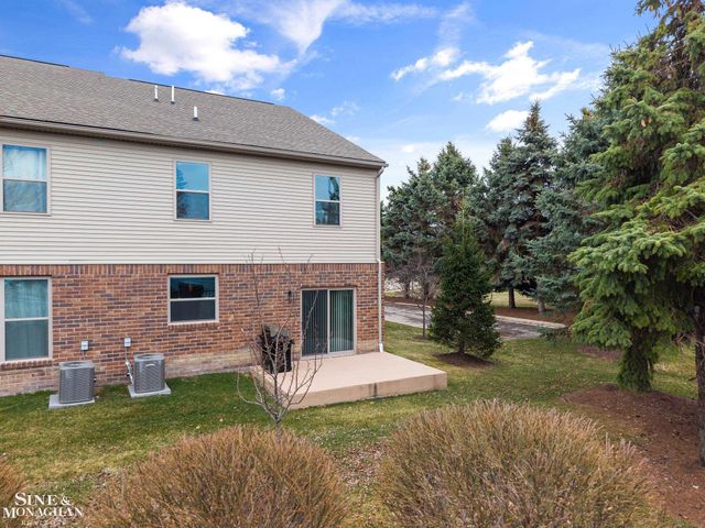 49111 Charnwood Drive, Macomb, MI 48042