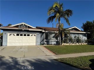 5711 Los Amigos, Buena Park, CA 90620
