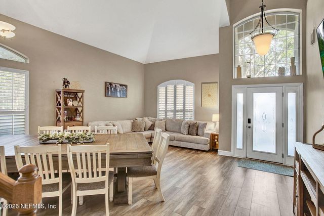 617 ACORN Court, St. Johns, FL 32259