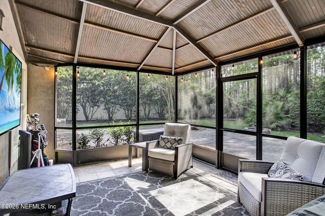 617 ACORN Court, St. Johns, FL 32259