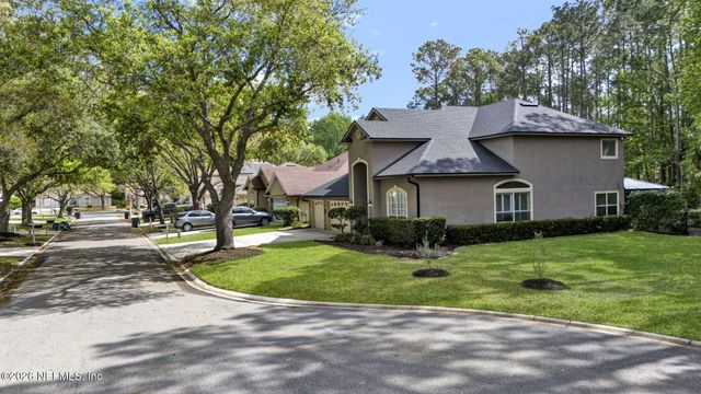 617 ACORN Court, St. Johns, FL 32259