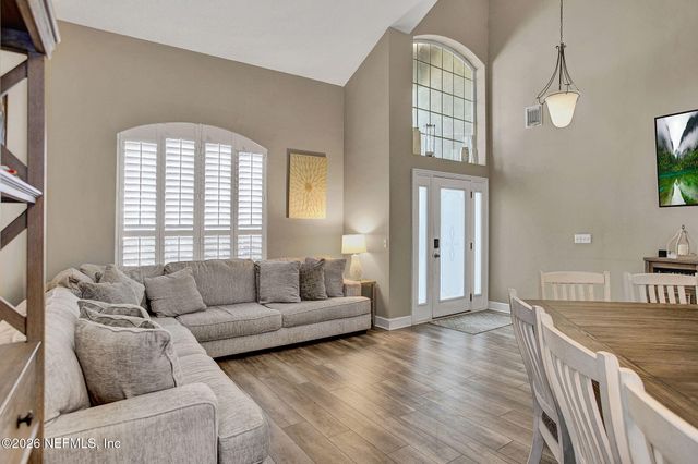 617 ACORN Court, St. Johns, FL 32259