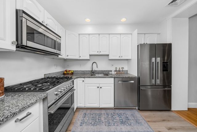 93 Baldwin St 1, Boston, MA 02129