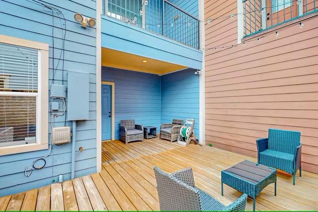 404 W 16th Street, Houston, TX 77008