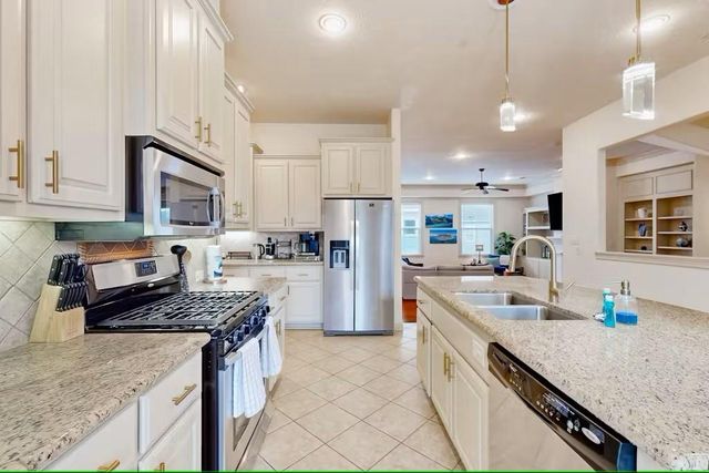 404 W 16th Street, Houston, TX 77008