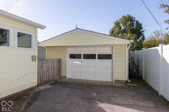 504 E Douglas Drive, Brownsburg, IN 46112