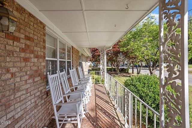 700 E Harnett Street, Dunn, NC 28334