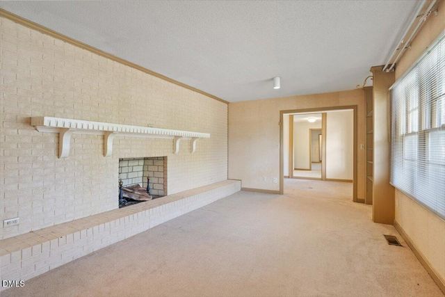 700 E Harnett Street, Dunn, NC 28334