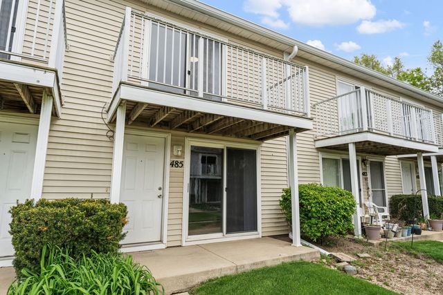 485 Meadow Green Lane, Round Lake Beach, IL 60073