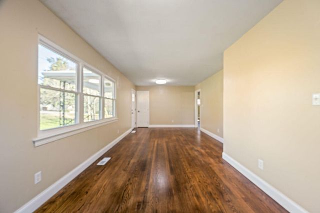 243 Greens Lake Circle, Rossville, GA 30741