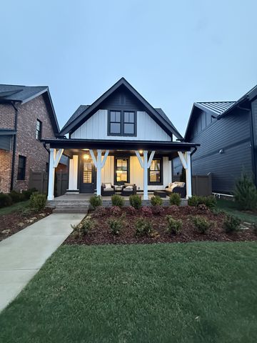 203 Tahoe Alley, Thompsons Station, TN 37179