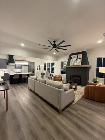 203 Tahoe Alley, Thompsons Station, TN 37179