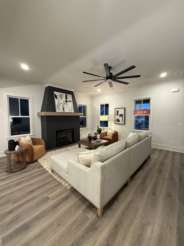 203 Tahoe Alley, Thompsons Station, TN 37179