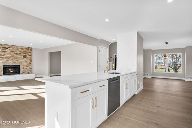 2 Fred Jahn Drive, Freehold, NJ 07728