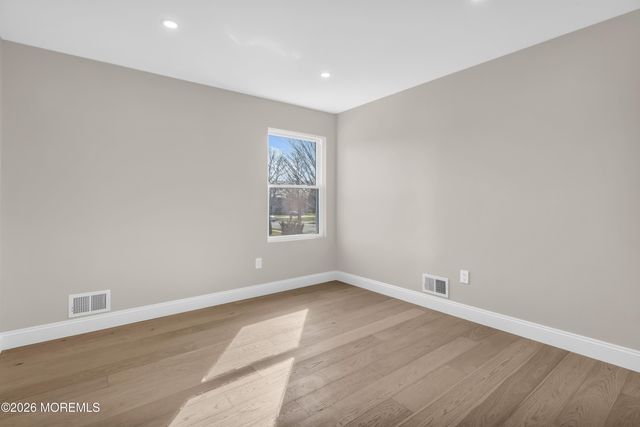 2 Fred Jahn Drive, Freehold, NJ 07728