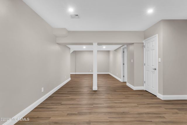 2 Fred Jahn Drive, Freehold, NJ 07728